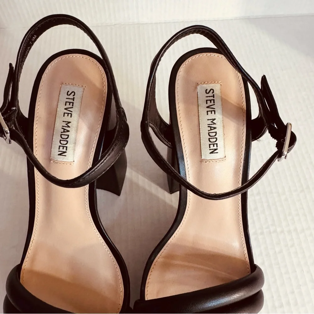 Steve Madden Tille Black Chunky Platform Heels - Picture 4 of 9
